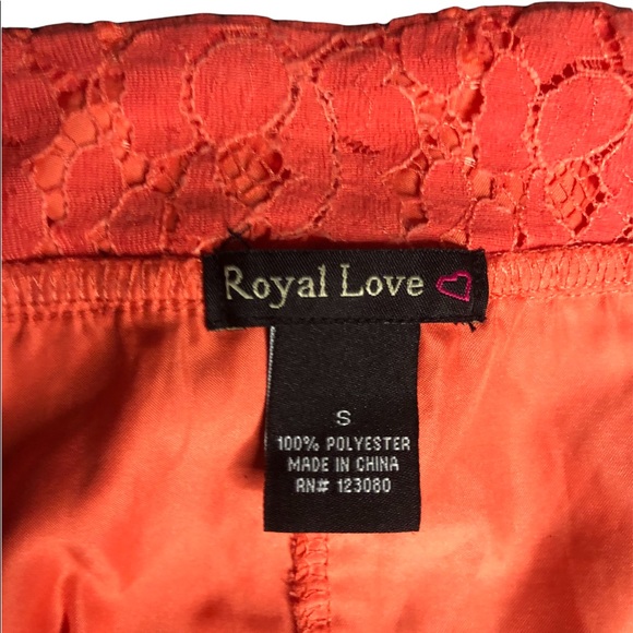 Lace Overlay Shorts Size S - Picture 5 of 5